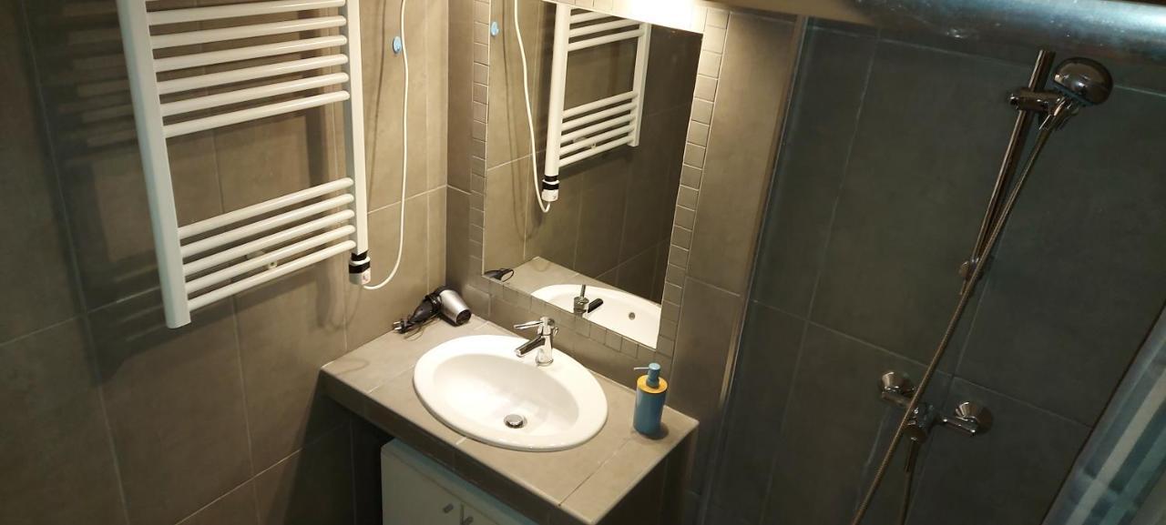 The Only Way Is Up! Apartamento Budapest Exterior foto