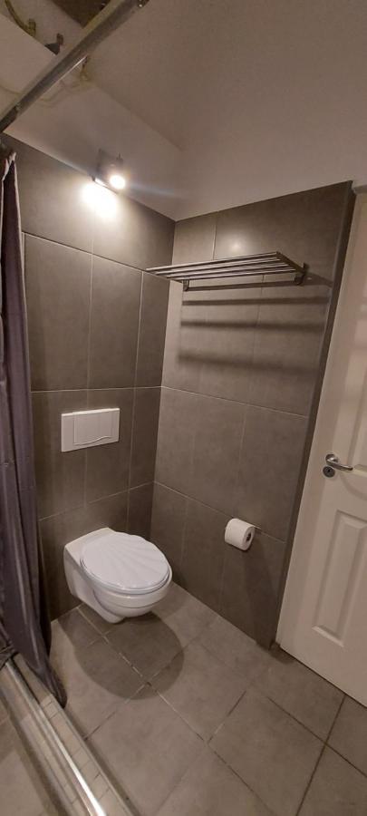 The Only Way Is Up! Apartamento Budapest Exterior foto